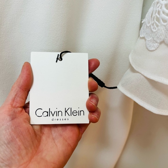 NWT Calvin Klein White Polyester/Spandex Retail $139 Size 4 - Picture 9 of 16